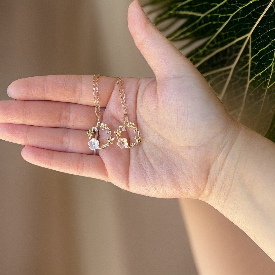 Bee and Honeycomb Necklace, Yellow Bee Necklace, Stainless Steel Honeycomb Pendant, Yellow Flower Necklace for Her